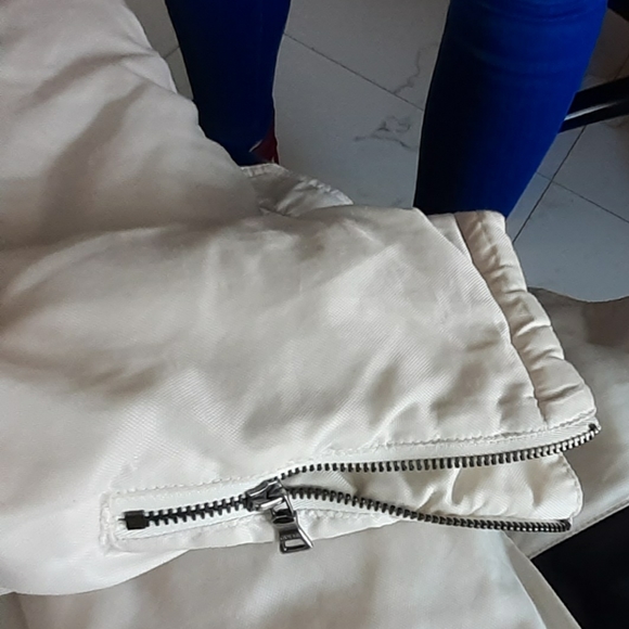 Guess Jacket - Picture 9 of 13